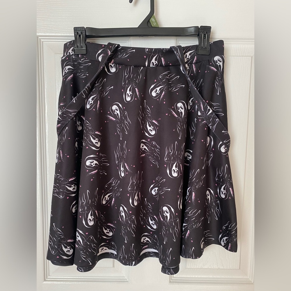 NWT Hot Topic Scream Ghost Face Suspender Skirt Size XL - Picture 3 of 6